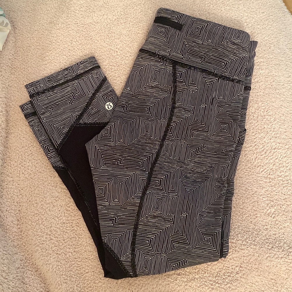 Lululemon leggings cropped